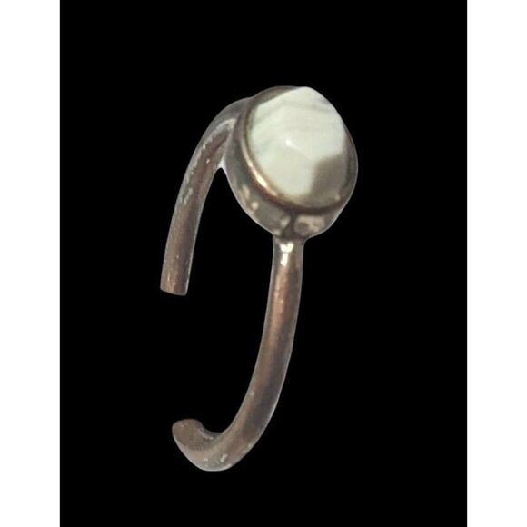 Minimalist Gold And White Faceted Stone Fashion Ring Size 7 - Picture 8 of 13